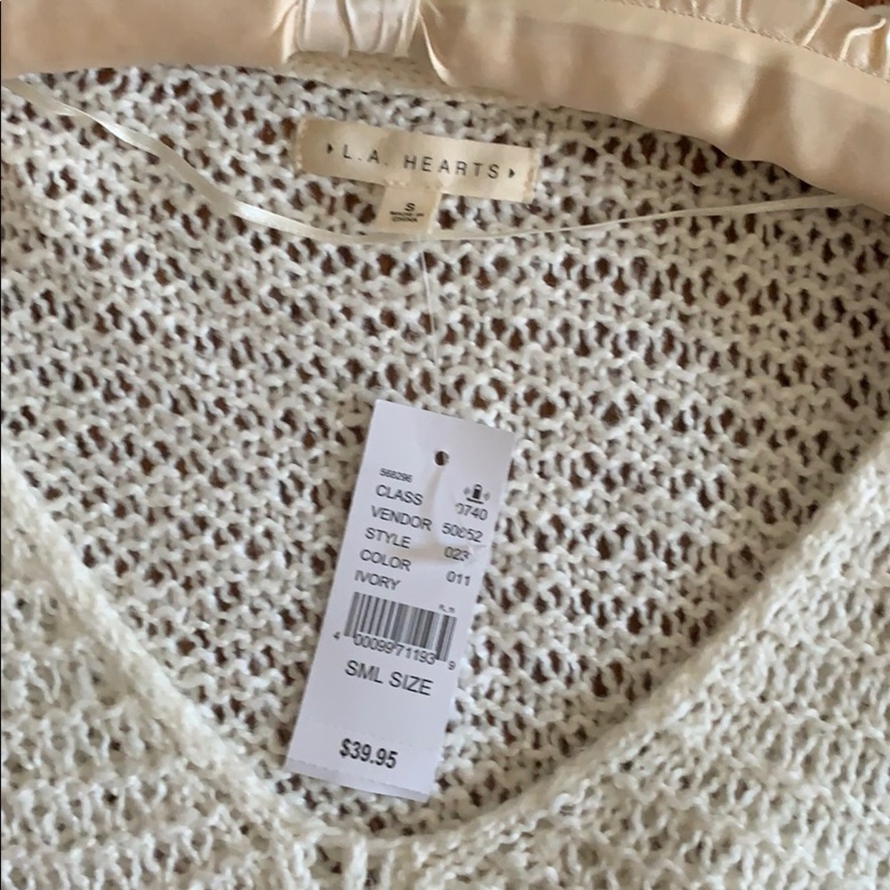 White sweater - Picture 2 of 2